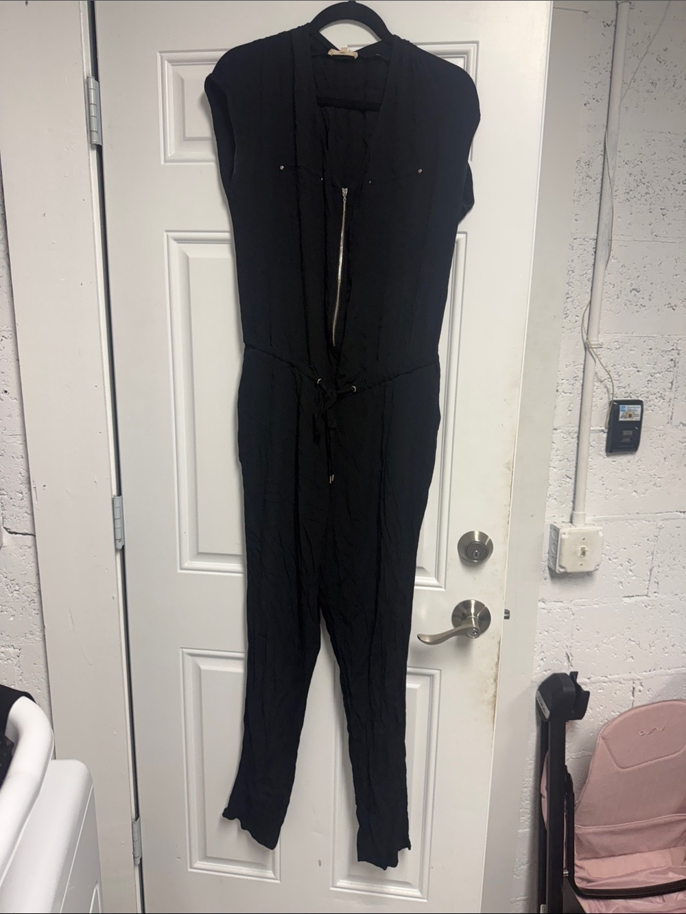 REBECCA TAYLOR Size 8 Sleeveless Black Jumpsuit with Front Silver Zip Pants
